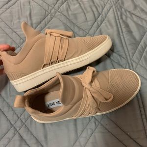 Women’s Steve Madden Pink Lancer Sneakers size 6.5